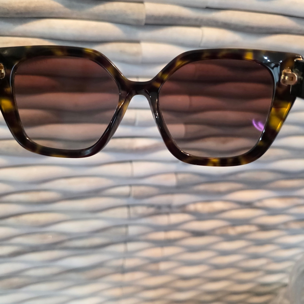 Prada Women's Black Tortoiseshell Sunglasses - PRADA - Picture 6 of 10